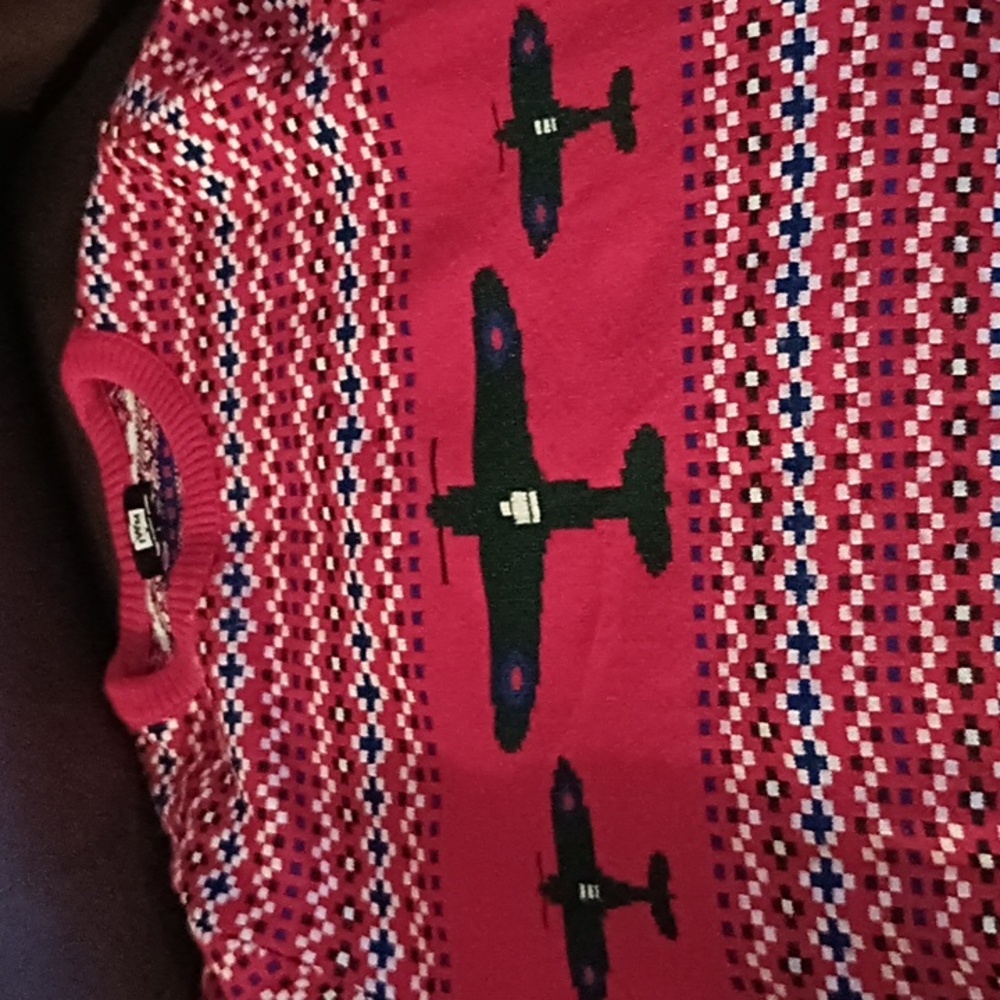 Churchill War Room Sweater L